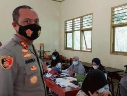 Puluhan Pelajar di SMPN 6 Mentok Dapat Vaksin COVID-19