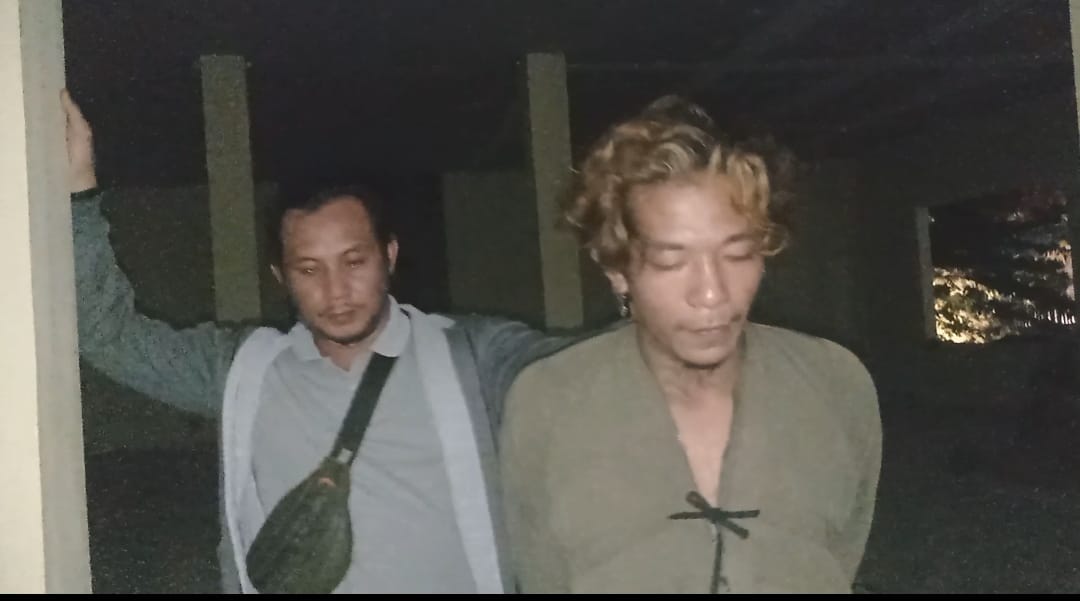 Pelaku pencurian motor saat diamankan Polres Pangkalpinang.