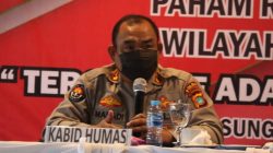 Kabid Humas Polda Babel, Kombes Pol Maladi saat gelar jumpa pers dengan awak media.
