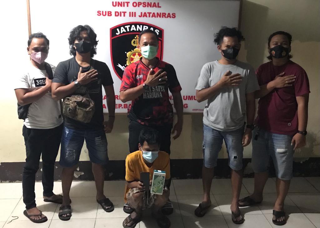 BK pelaku pencurian HP milik tetangga saat dibawa ke Mapolda Kembali Berulah, Seorang Residivis di Pangkalpinang Curi HP Tetangganya.
