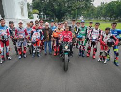 Tiba di Indonesia, Berikut Kegiatan Para Pebalap MotoGP di Tanah Air, Borong Gelang hingga Naik Scoopy Mencari Sunset Bagai Anak Senja