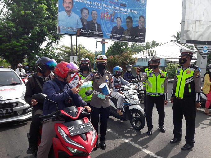 Satlantas Polres Pangkalpinang saat gelar operasi keselamatan menumbing 2022.