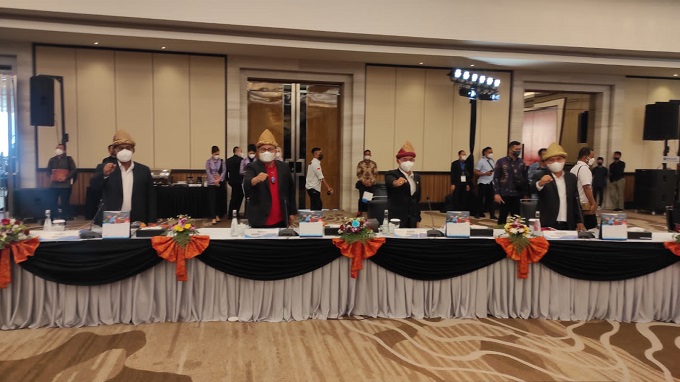 Wali Kota Pangkalpinang, Maulan Aklil saat hadiri RUPS LB Bank Sumsel-Babel.