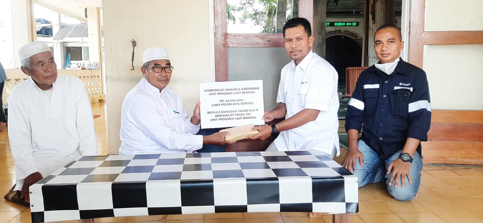 PT Timah Tbk Bersama Karyawan Bantu Percepatan Renovasi Masjid Al Inayah Belinyu