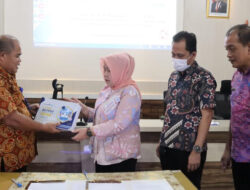Rekonsiliasi Data Keluarga Berisiko Stunting, Sekda Pangkalpinang Tegaskan Pentingnya Data Valid