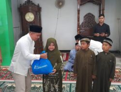 Pemkot Pangkalpinang Dan Bank Sumsel Babel Salurkan Santunan Kepada Anak Yatim Dan Piatu Di Masjid Al Hasanah