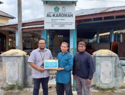 PT Timah Tbk Serahkan Bantuan untuk Dukung Kegiatan TPA dan Tahfidz Al- Karomah Air Raya