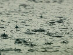 Bacaan Doa yang Diajarkan Rasulullah SAW ketika Hujan Deras agar Tidak Datangkan Banjir