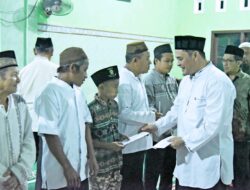 Bong Ming Ming Sapa Warga Desa Tugang dalam Safari Ramadan 1445 Hijriah