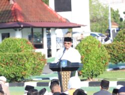 Salat Idul Fitri Bersama Pj Gubernur Babel, Safrizal Ajak Renungkan Hari Kemenangan dengan Penuh Syukur dan Maaf