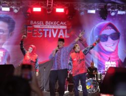 Semarak Basel Bekecak Festival, Ribuan Penonton Bersorak Bersama Pj Gubernur Safrizal