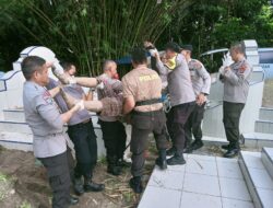 Wanita Diduga Korban Penganiayaan Dievakuasi Wakapolsek Bukit Intan, Ditemukan Warga di Perkuburan Sentosa