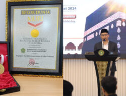 Resmi Tercatat Rekor MURI Pengukuran Arah Kiblat dengan Lokasi Terbanyak Serentak se-Indonesia