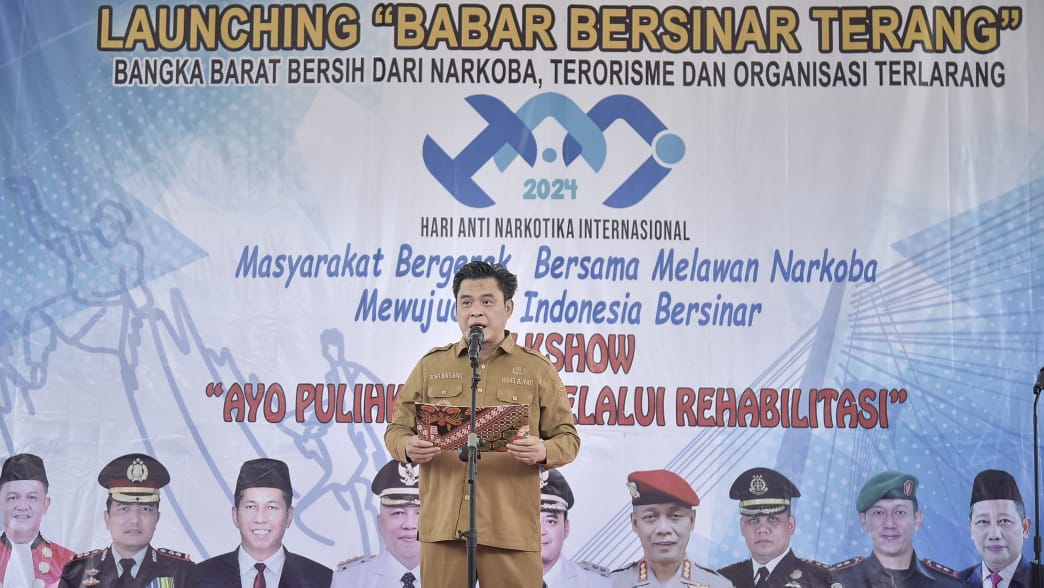 Foto: Wakil Bupati Bangka Barat Bong Ming Ming saat sambutan peluncuran program Babar Bersinar Terang, di Rumah Bupati Bangka Barat, pada Selasa (24/6/2024). (Dok/Diskominfo Babar)