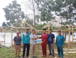 Penyerahan Bantuan Pembangunan Dermaga di Wisata Bebek Air, Dukungan PT Timah untuk Pengembangan Potensi Ekonomi Lokal