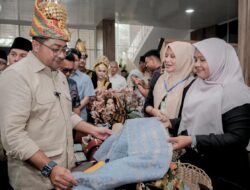 Menteri Ekonomi Kreatif Soroti Langkah Bijak Menekan Produksi Limbah Tekstil dengan Sustainable Fashion