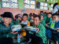 Terus Berlanjut, PT Timah Bersama Pemerintah Jalankan Program Makan Bergizi, Telah Hadir di Bangka Tengah