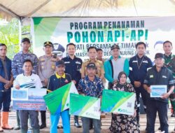 PT Timah Berikan Perlindungan Jaminan Sosial bagi Nelayan dan Kelompok Tani di Kecamatan Rangsang