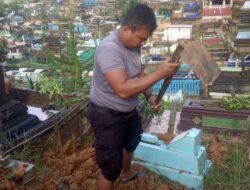 Kisah Inspiratif Bripka Joko, Polisi yang Sukarela Jadi Tukang Gali Kubur