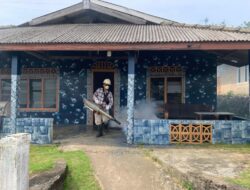 Gerak Cepat Cegah DBD, PT Timah Lakukan Fogging di Desa Gemuruh, Komitmen Dukung Kesehatan Masyarakat