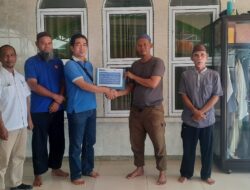 Perkuat Peran Sosial dan Keagamaan, PT Timah Salurkan Bantuan untuk Perbaikan Masjid di Sungailiat