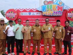 Kunjungi KUKM Fest 2025, Gubernur Hidayat Arsani Borong Produk UMKM