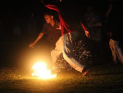 Bupati Bangka Barat Dukung Jereng Culture Permainan Bola Api
