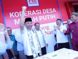 Tinjau KDMP Namang, Menkop-UKM Budi Arie Apresiasi Komitmen Gubernur Hidayat Dukung Program Presiden