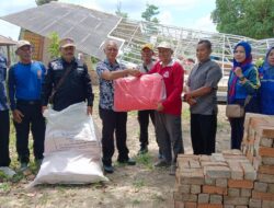 Dinsos Bangka Salurkan Bantuan Korban Bencana Alam Angin Puting Beliung di Mendo Barat