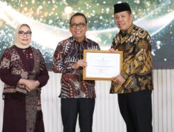 Gubernur Hidayat Arsani Terima Penghargaan Provinsi Layak Anak 2025