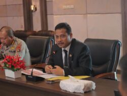 Buka Rapat Pemantapan Panitia Peringatan HUT ke-80 RI, Pj Sekda Ingatkan soal Pembagian Bendera