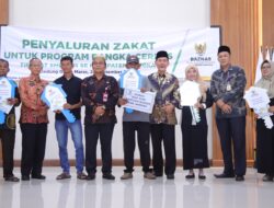 Penyaluran Bantuan Pendidikan Program Bangka Cerdas, Rp1 Juta untuk 300 Pelajar SMP
