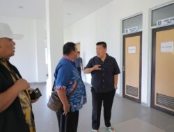Gubernur Hidayat Pastikan Ruang Layanan Administrasi Tersedia dan Siap Melayani Investor