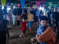 RRI Fest Resmi Dibuka, Antusias Ratusan Masyarakat Sungailiat Ramaikan Stand UMKM Lokal