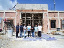 Dukung Kenyamanan Beribadah, PT Timah Tbk Serahkan Bantuan Perluasan Masjid di Temberan