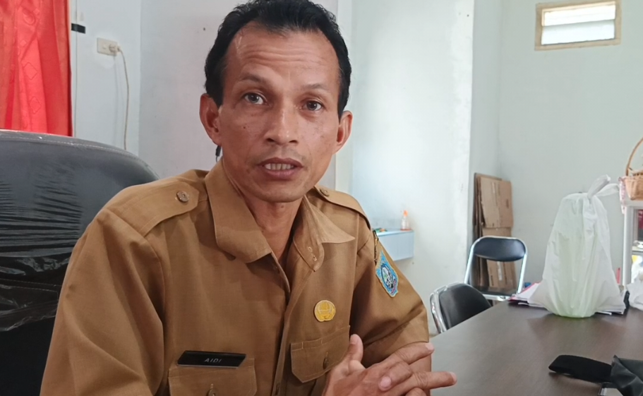 Kepala Dinas Perindustrian dan Tenaga Kerja Bangka Barat, Aidi