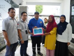 Ringankan Beban Keluarga, PT Timah Bantu Biaya Pengobatan Anak Nelayan yang Alami Luka Bakar saat Kecelakaan Laut