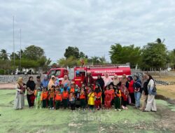 Tim Rescue dan Damkar PT Timah Tbk Kenalkan Pencegahan Bahaya Kebakaran bagi Pelajar PAUD