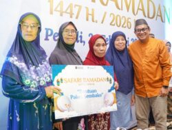Penuhi Kebutuhan Pangan, PT Timah Bagi-bagi Paket Sembako untuk Warga Bangka