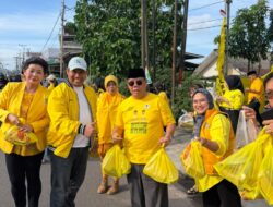 Ketua DPD Golkar Babel Hidayat Arsani Pimpin Aksi Berbagi Takjil untuk Masyarakat
