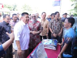 Jaga Stabilitas Harga Pangan Jelang Idul Fitri, Gubernur Babel Buka Pasar Murah dan Bagikan Sembako