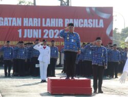 Pimpin Upacara Bulanan Pemprov Babel, Gubernur Hidayat Arsani Tekankan Disiplin dan Efisiensi Anggaran