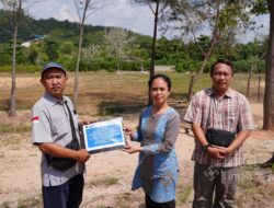 Salurkan Bantuan Sarana Pendidikan, PT Timah Dukung Kreativitas dan Literasi Siswa SMPN 2 Pangkalan Baru