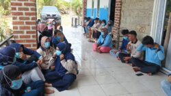 Caption : Para relawan Satuan Pelayanan Program Gizi (SPPG) Sekar Biru 2, Kecamatan Parittiga, Bangka Barat. Senin (31/8/2026). (Babelhits.com)