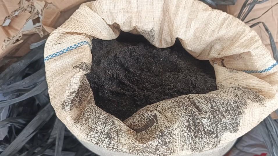 Jajaran Polres Bangka Barat mengamankan dugaan Pasir Timah. (Babelhits.com)