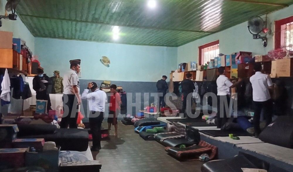 Caption : Razia gabungan di Rutan Kelas IIB Mentok, Bangka Barat, Selasa (27/10/2026). (Babelhits.com)