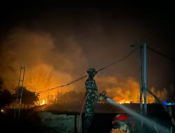 Yonif 946/DM Padamkan Karhutla 3,5 Hektare di Cupat Bangka Barat